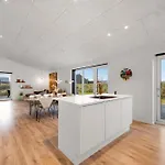 Luxurious 8-person House With A Spacious Outdoor - 1003 Casa vacanze *