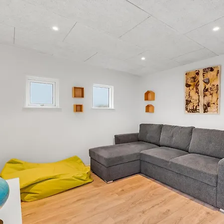 Luxurious 8-person House With A Spacious Outdoor - 1003 Tatil Evi Ringkøbing