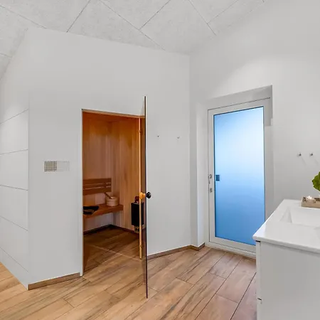 Tatil Evi Luxurious 8-person House With A Spacious Outdoor - 1003 Ringkøbing