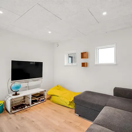 Luxurious 8-person House With A Spacious Outdoor - 1003 * Ringkøbing