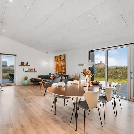 Tatil Evi Luxurious 8-person House With A Spacious Outdoor - 1003